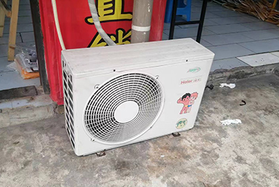 市空调突然不制冷只吹自然风怎么办？